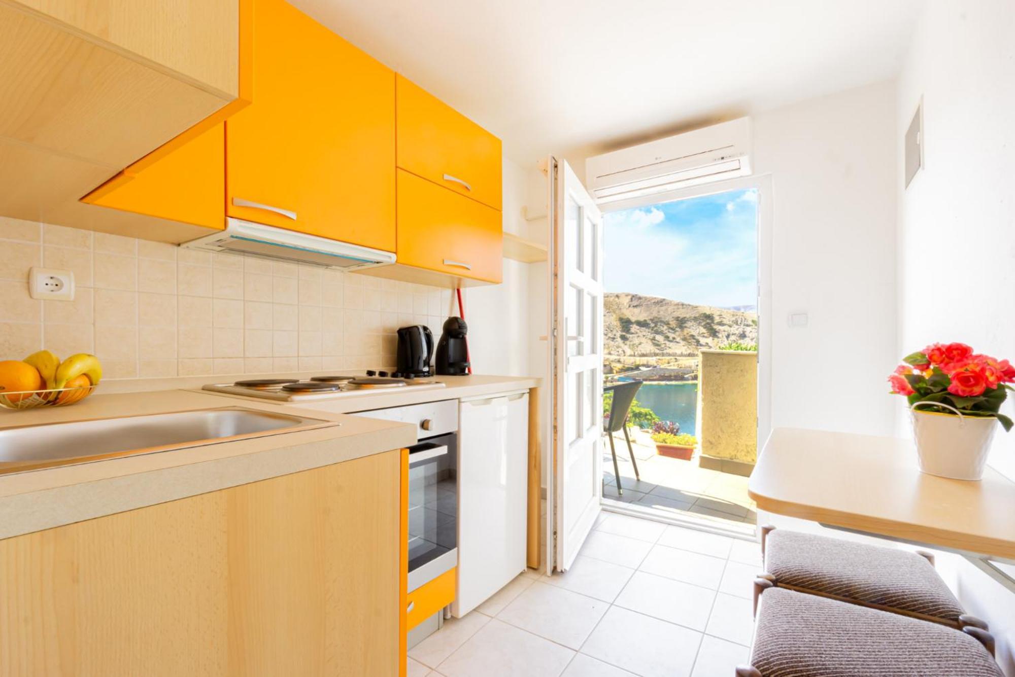 Zlatna Vala Relaxation In A Very Quiet Location Apartment *